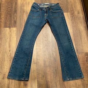 Levi’s 542 Low Flare size 4M